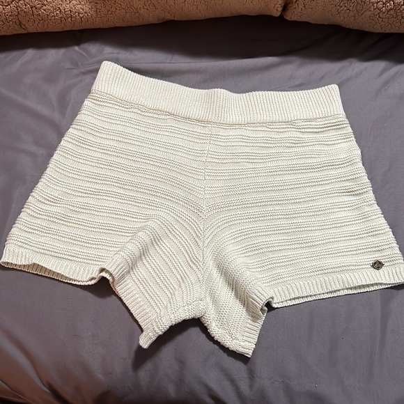 Matching Set from Buckle - Picture 3 of 11